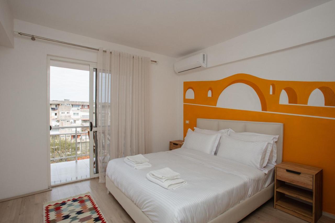 Erik'S Place Shkoder Bagian luar foto
