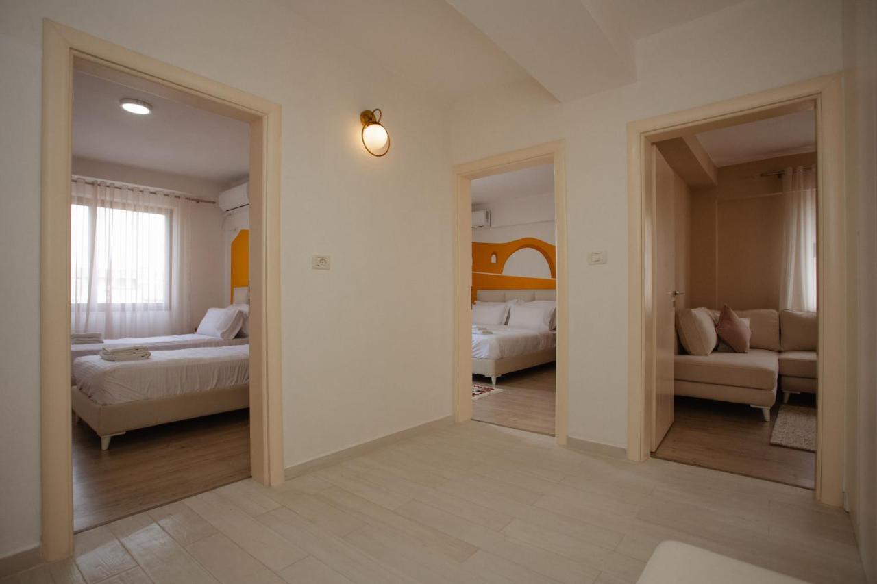Erik'S Place Shkoder Bagian luar foto